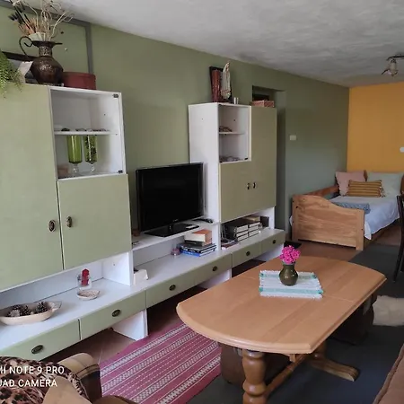 Privat Alma * Nová Lesná